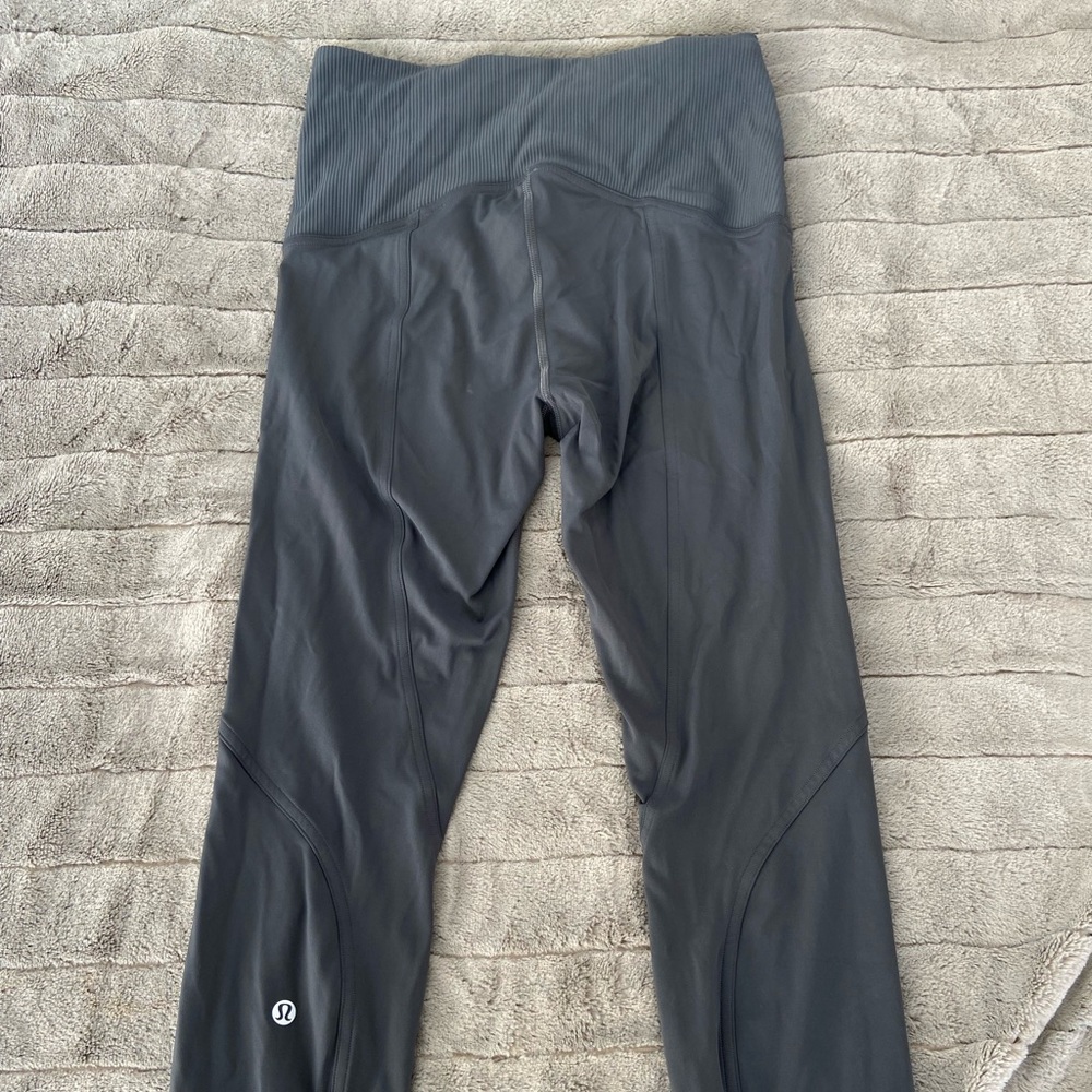 Lululemon grey yoga pants